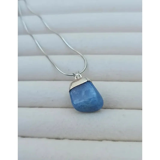 Collar Calma Y Comunicación - Cuarzo Azul Natural Y Acero Cuarzo Azul