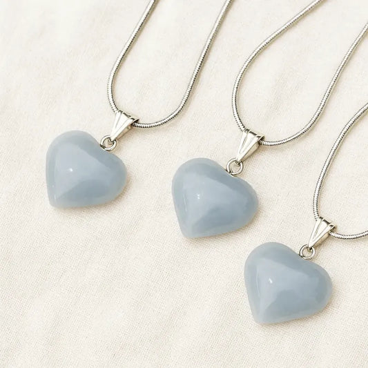 Collar Corazón De Angelita Calma Y Guía Sutil Angelita