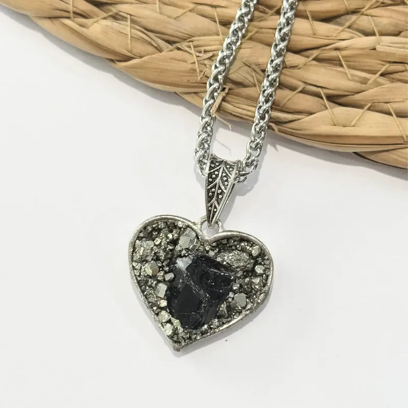 Collar Corazón Con Pirita + Obsidiana Y Cadena De Acero Nudo De Bruja Obsidiana