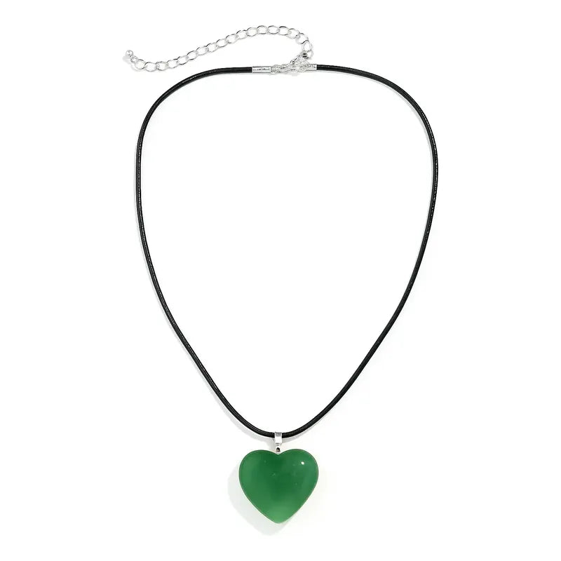 Collar Corazón De Piedra Cuarzo Verde Grande - Sanación Cuarzo Verde