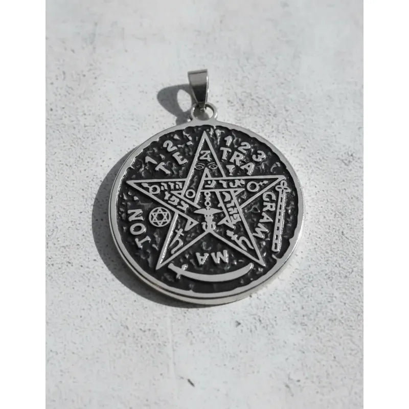 Collar Con Medallón De Tetragrámaton De Acero Quirúrgico Tetragramaton