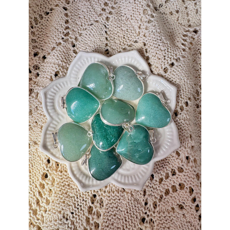 Collar Corazón De Piedra Jade Auténtica Incluye Cadena Corazón Jade