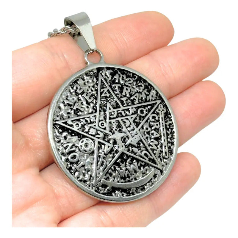 Collar Con Medallón De Tetragrámaton De Acero Quirúrgico Tetragramaton