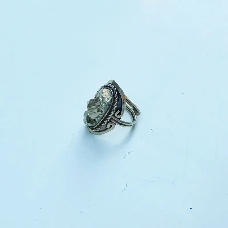 Anillo Mujer Alpaca Regulable Con Piedra Pirita Abundancia Pirita Grande Unico