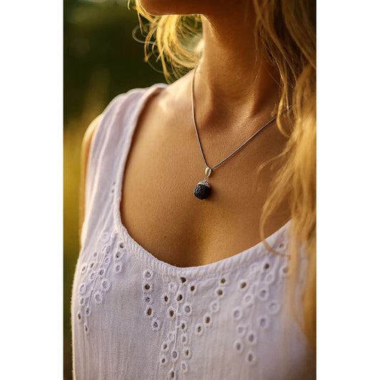 Collar Con Piedra Granate Y Cadena De Acero Granate Mini 10 Mm