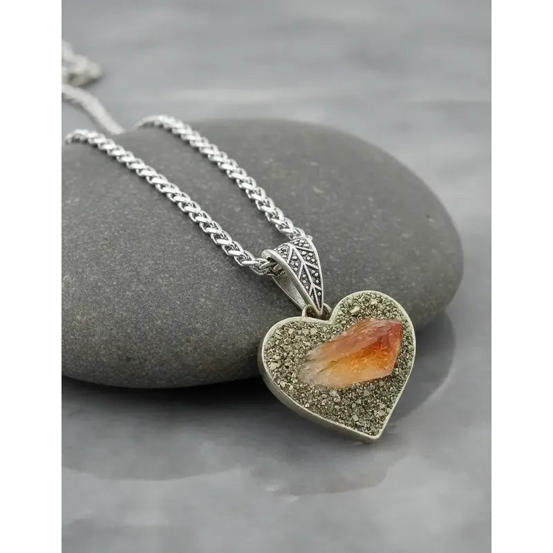 Collar Prosperidad Y Abundancia Corazón Pirita Y Citrino Corazón Pirita Y Citrino Corazón Pirita Citrino