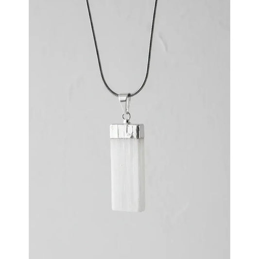 Collar Pureza Dije Selenita Con Baño De Plata Y Cadena Dije Selenita Baño De Plata 3 Cm.