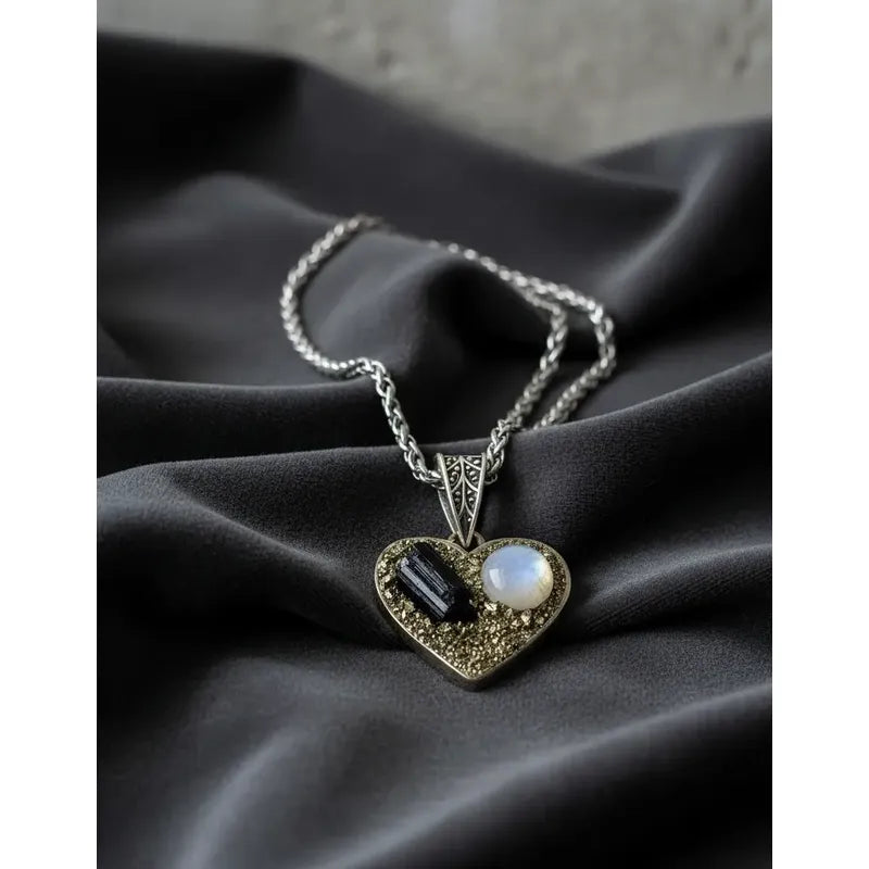 Collar Corazón Piedra Turmalina, Adularia Y Pirita + Cadena Corazón Pirita Turmalina Adularia