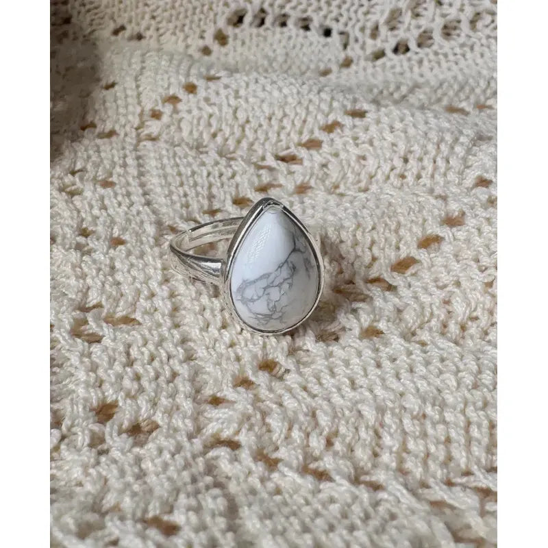 Anillo Mujer Piedras Naturales Baño De Plata Regulable Howlita Regulable