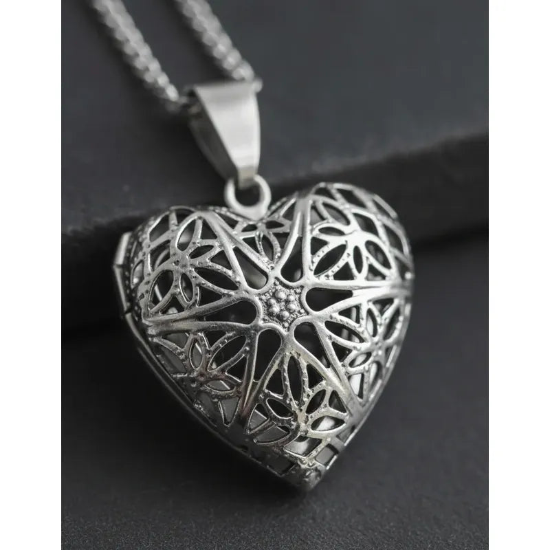 Collar Relicario Corazón Para Fotos Mini 20x20 Mm Con Cadena Corazón Calado 30 Mm