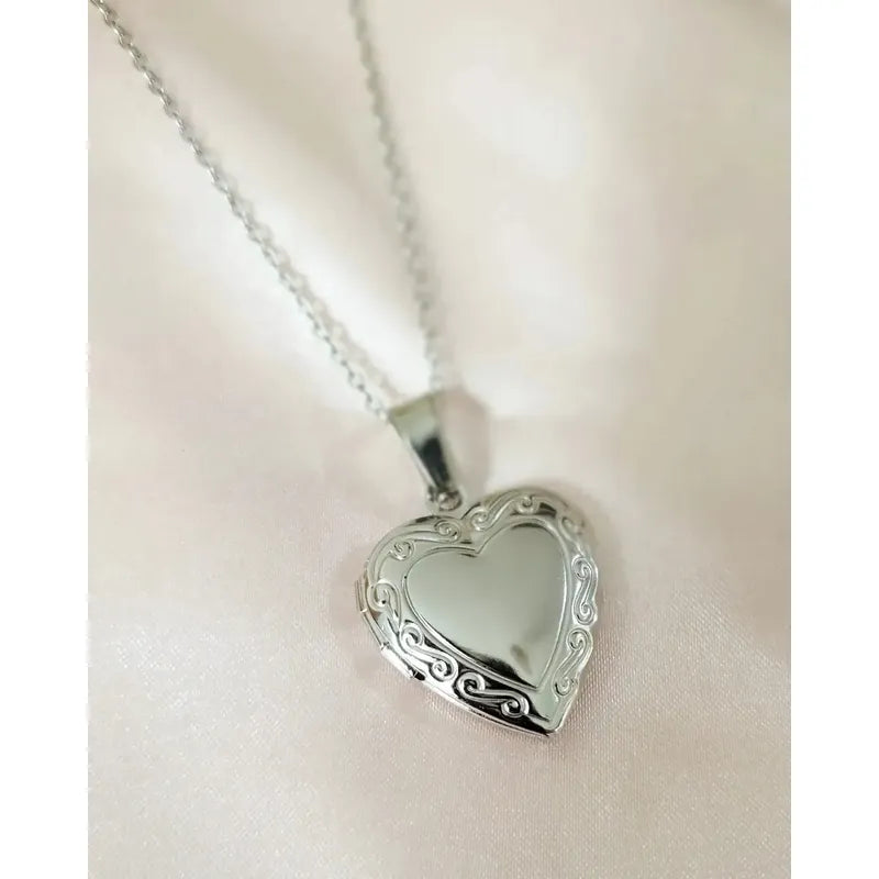 Collar Relicario Corazón Para Fotos Mini 20x20 Mm Con Cadena Relicario Mini 2x2