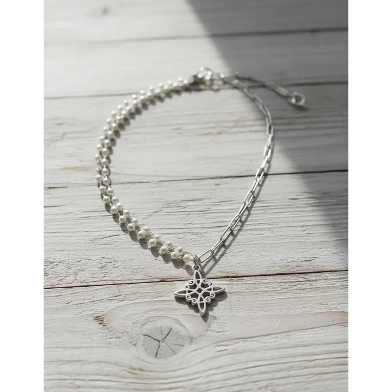 Collar Amuleto Nudo De Bruja Con Perlas Y Cadena Clip Acero Nudo De Bruja