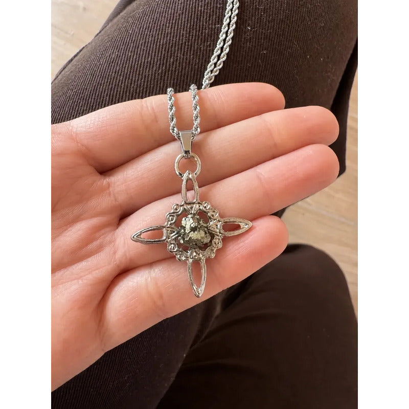 Collar Protección Nudo De Bruja Con Pirita Y Cadena De Acero Nudo De Bruja Y Pirita