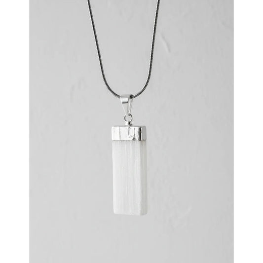 Collar Pureza Dije Selenita Con Baño De Plata Y Cadena Dije Selenita Baño De Plata 3 Cm